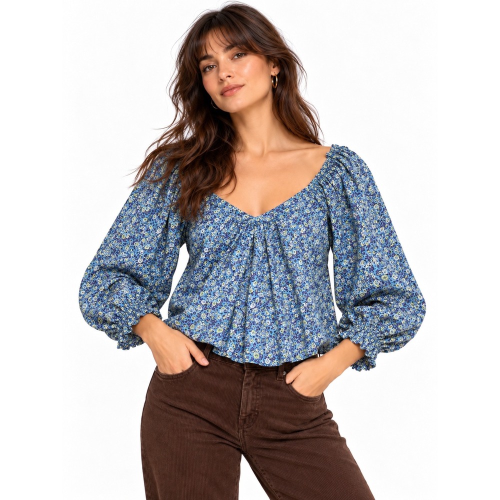Universal Thread Blue Floral V-Neck Balloon Sl. Cropped Peasant Top M Fairy